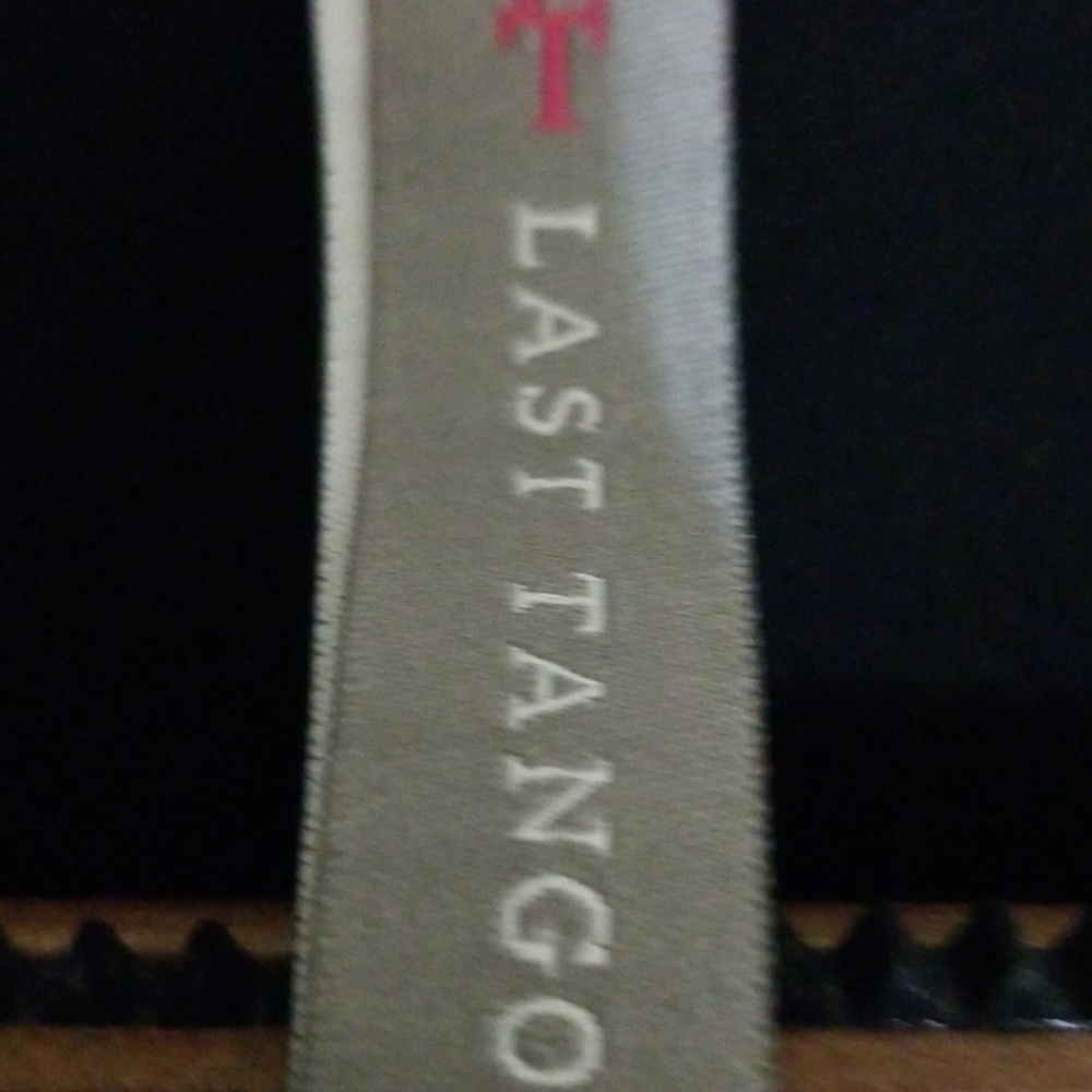 Tunic - Picture 3 of 5